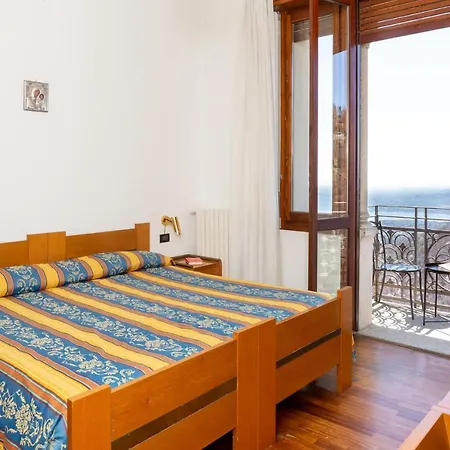 Hotel Sacro Monte 4*