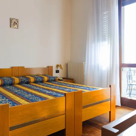Sacro Monte 4* וארסה